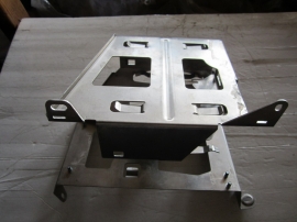 Mercedes Benz - AMPLIFIER AMP MOUNT BRACKET HOLDER  - 220